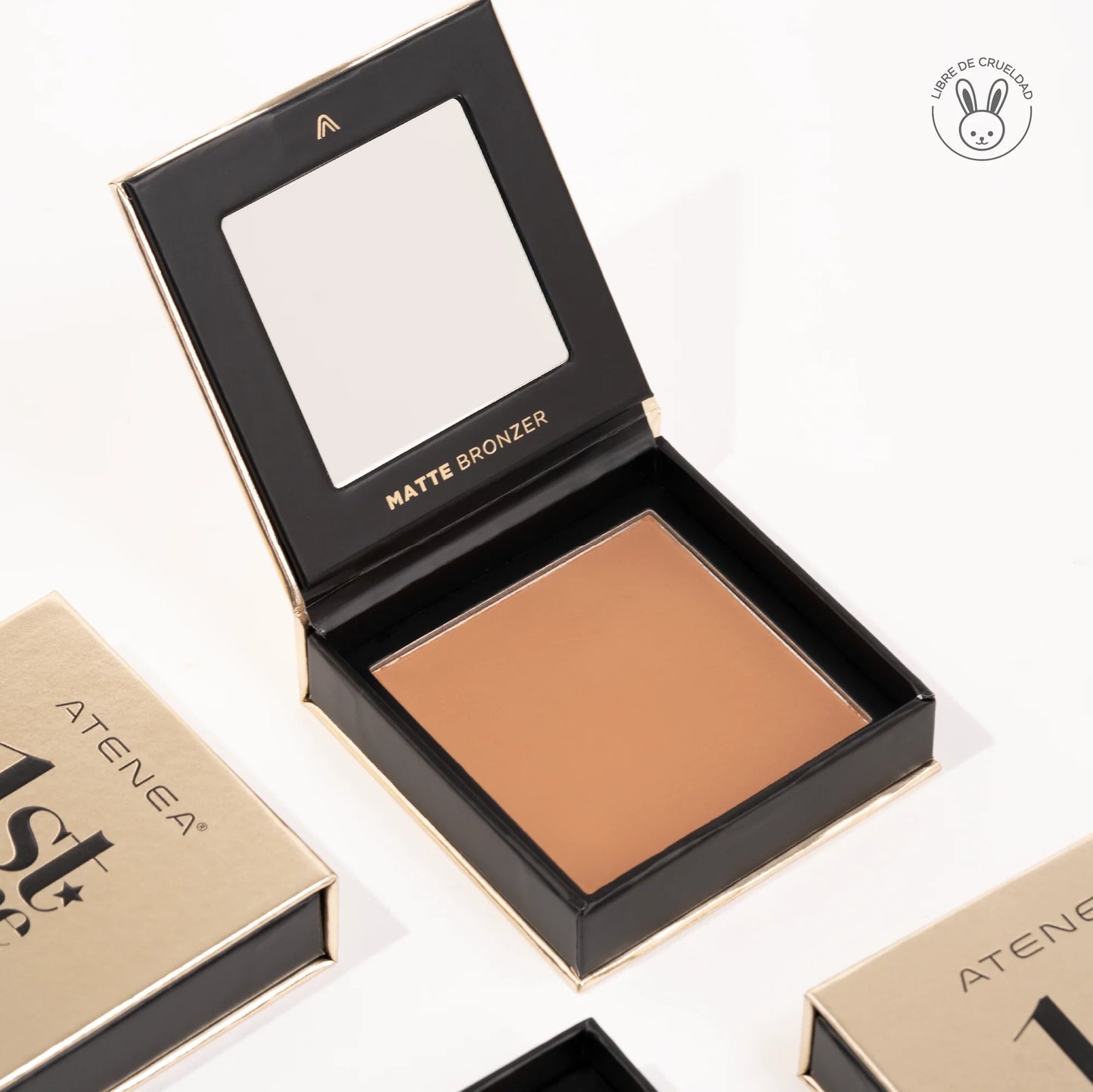 MATTE BRONZER 1ST SCENE – CALIDEZ Y DEFINICIÓN CON ACABADO PROFESIONAL