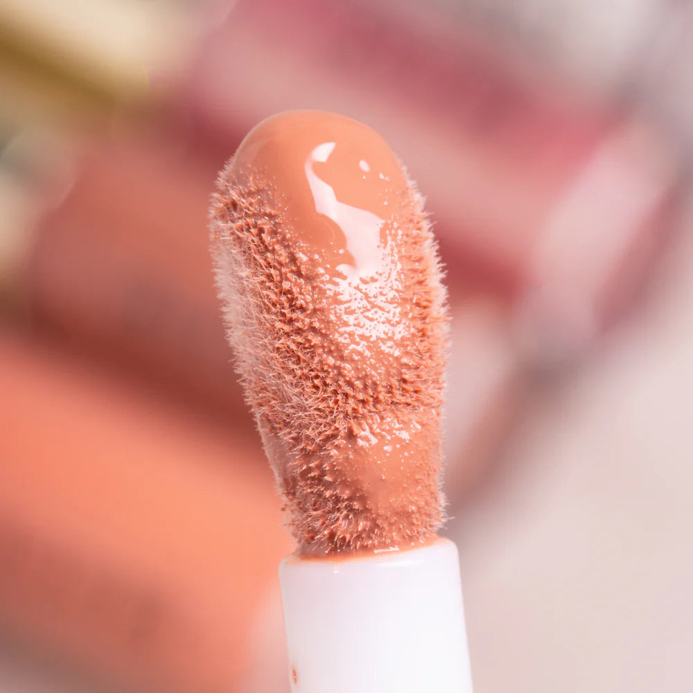 LIP GLOSS 1ST SCENE – LUMINOSIDAD Y CUIDADO PARA TUS LABIOS