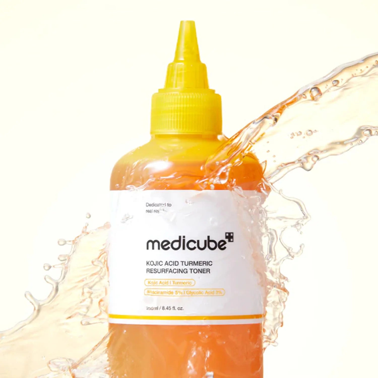 Tónico Renovador de Ácido Kójico y Cúrcuma | Medicube