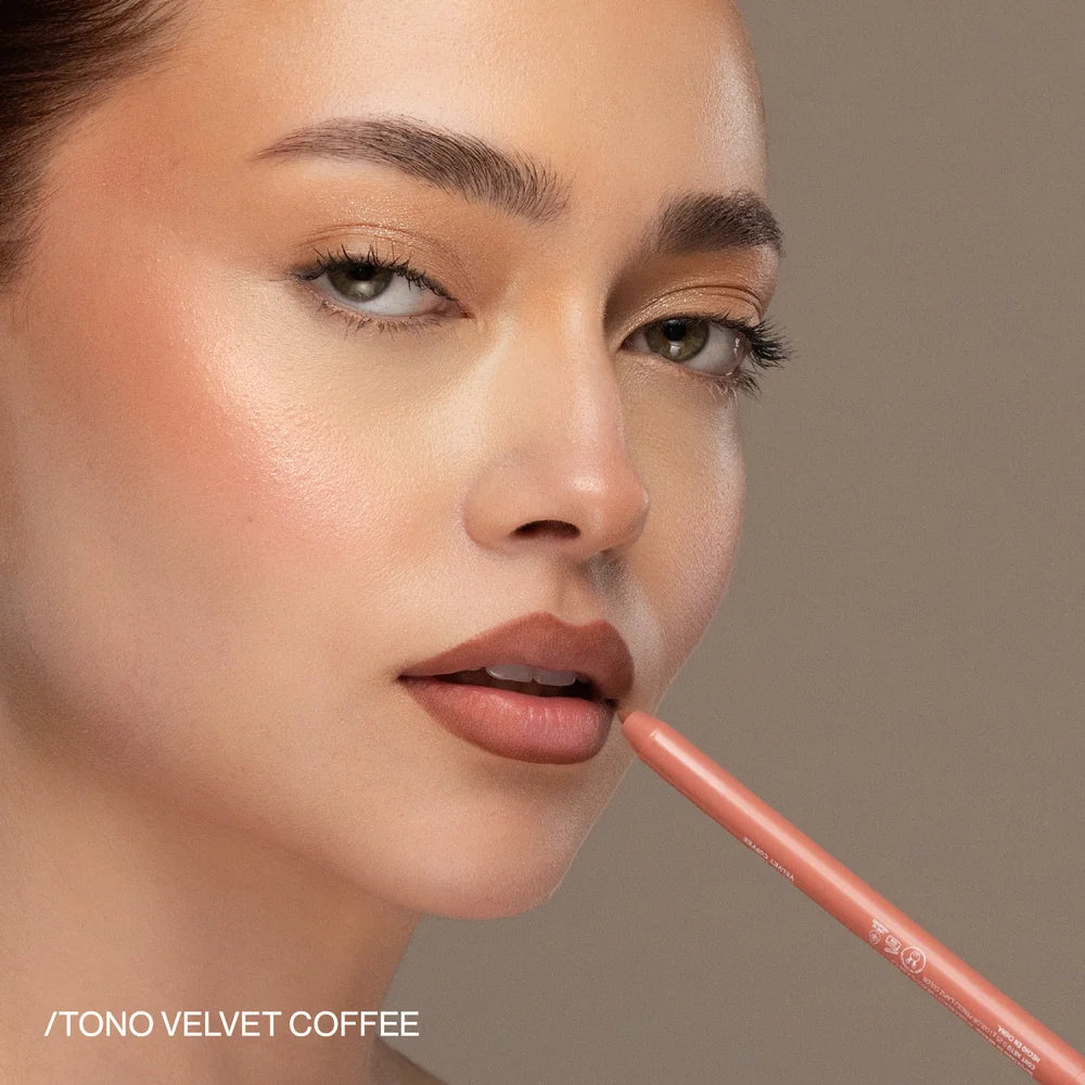 Delineador de Labios en Gel 3 en 1 Sublime: Resistente al Agua, con Sacapuntas y Esponja | Atenea Profesional