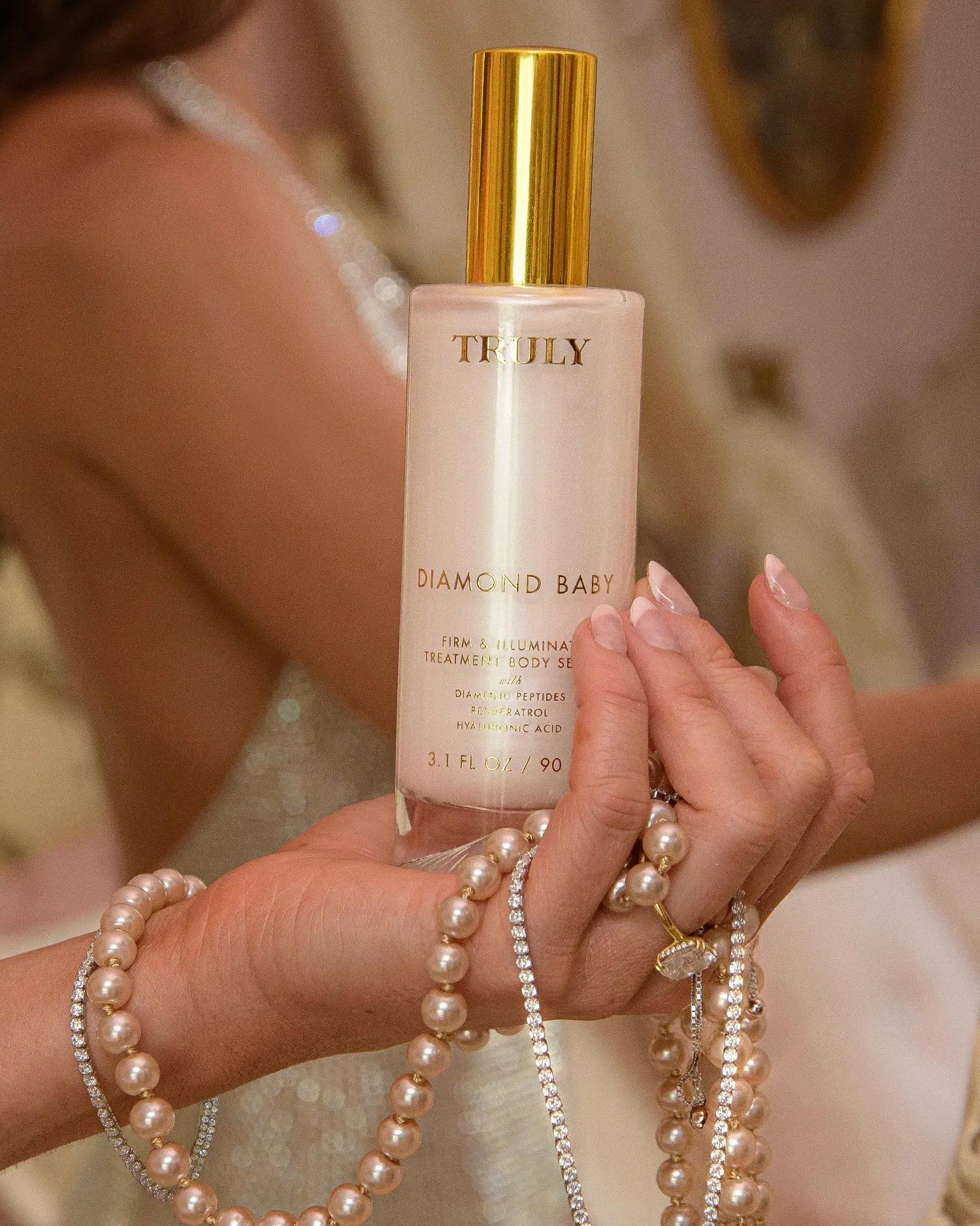 Diamond Baby Firm & Illuminate Treatment Body Serum | Truly